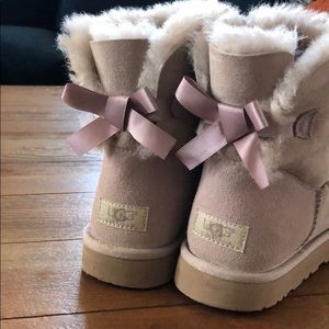 Lavender Bow Uggs